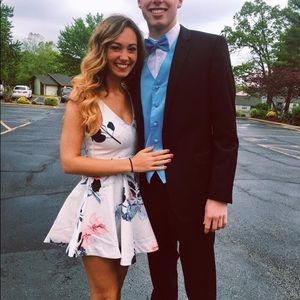 WHITE COLORFUL MINI FORMAL DRESS